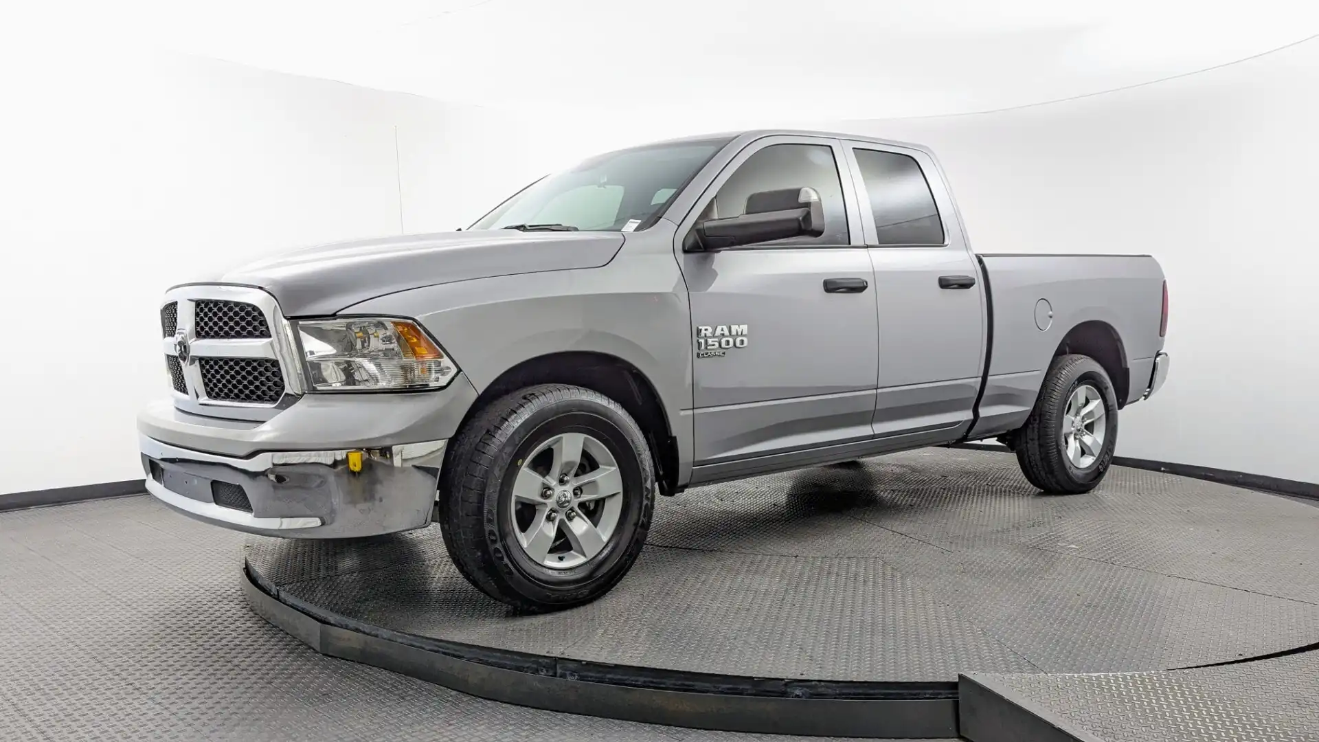 2022 RAM 1500 Classic Tradesman Quad Cab 6'4's photo
