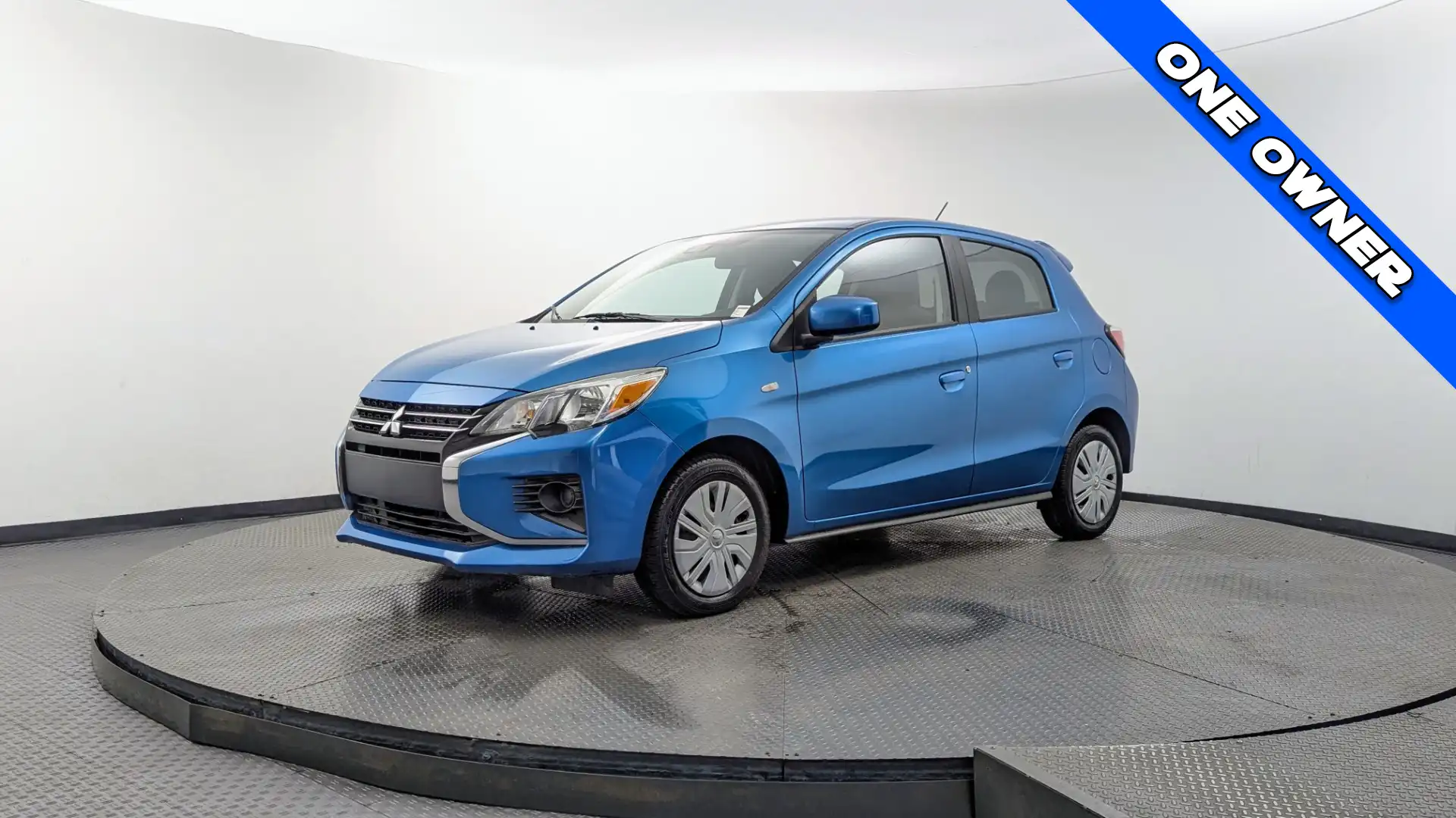 2024 Mitsubishi Mirage ES CVT's photo