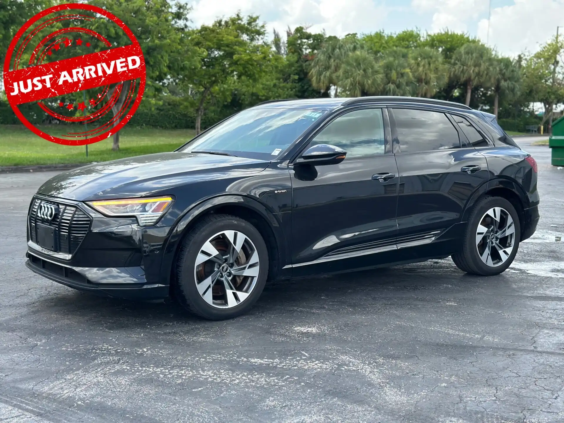 2022 Audi e-tron 95 kWh Premium quattro's photo