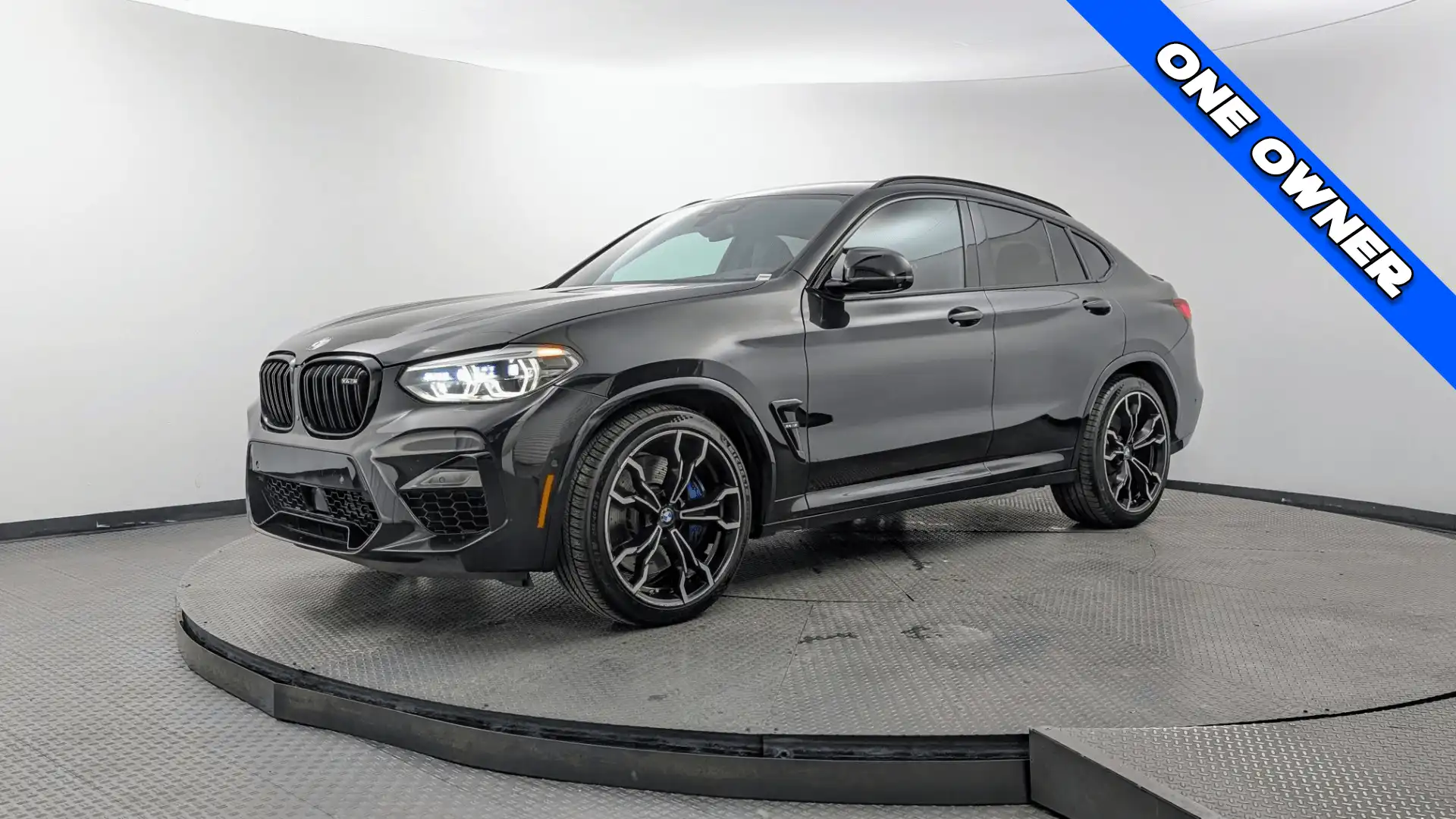 2021 BMW X4 M Base's photo