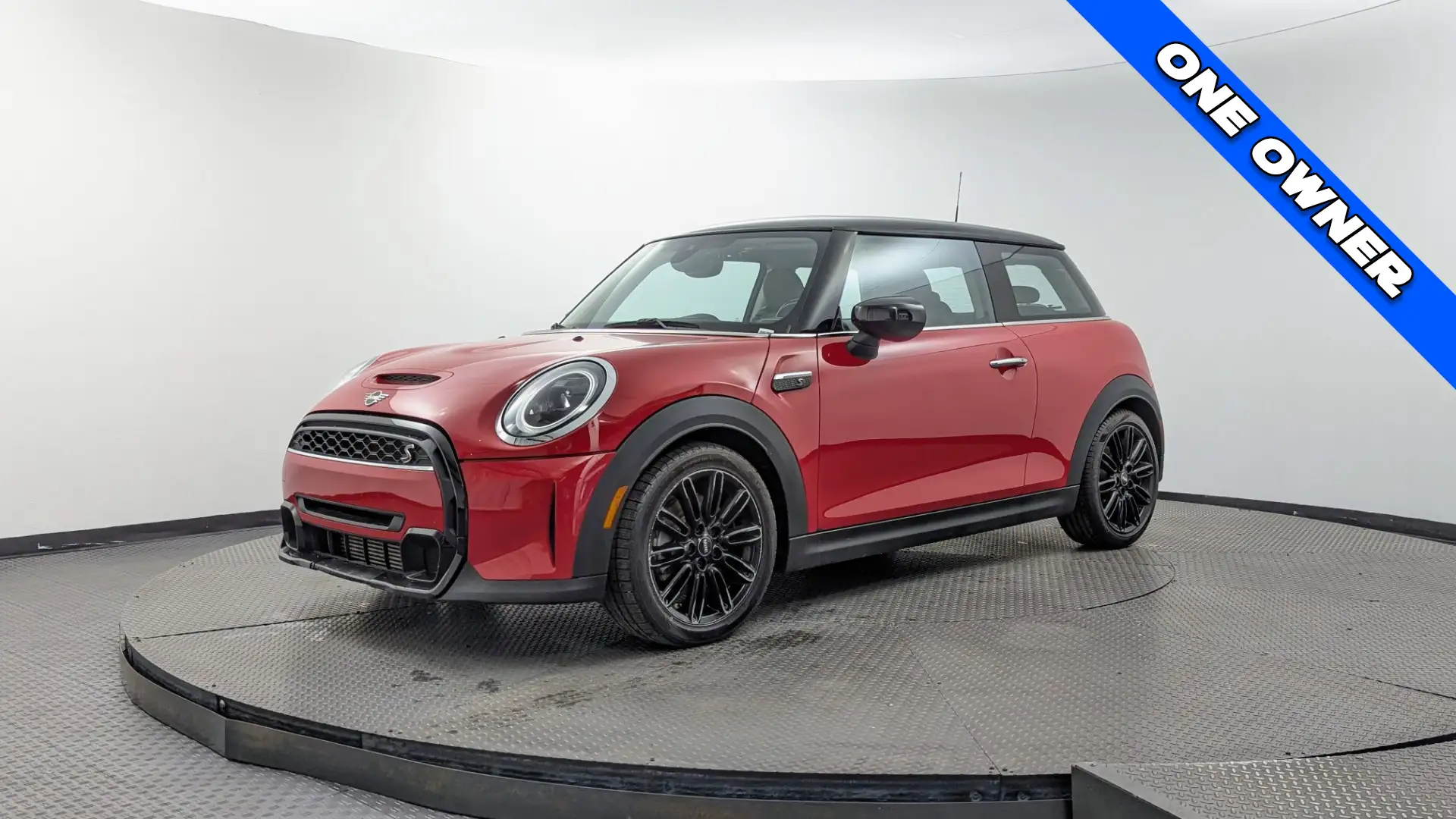2023 MINI Cooper Cooper S 3 Door's photo