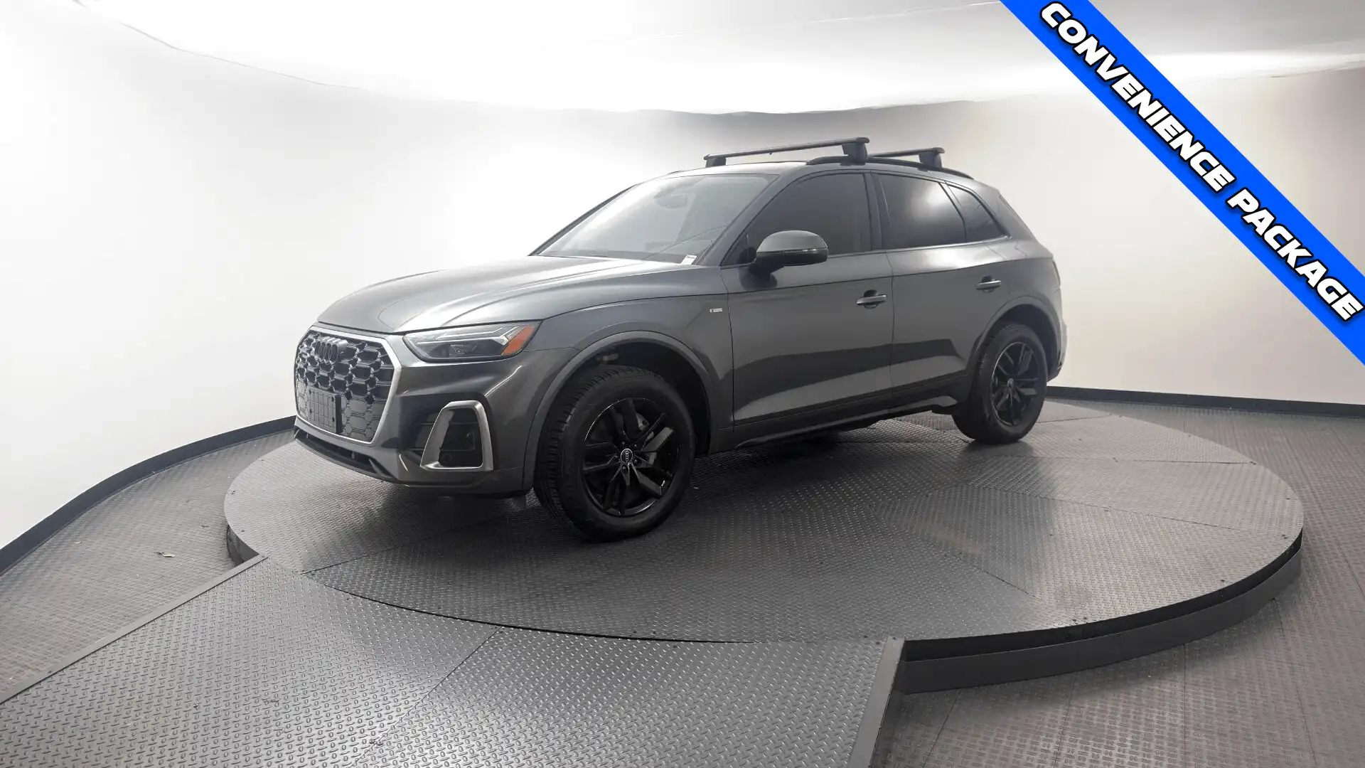2022 Audi Q5 45 Premium's photo