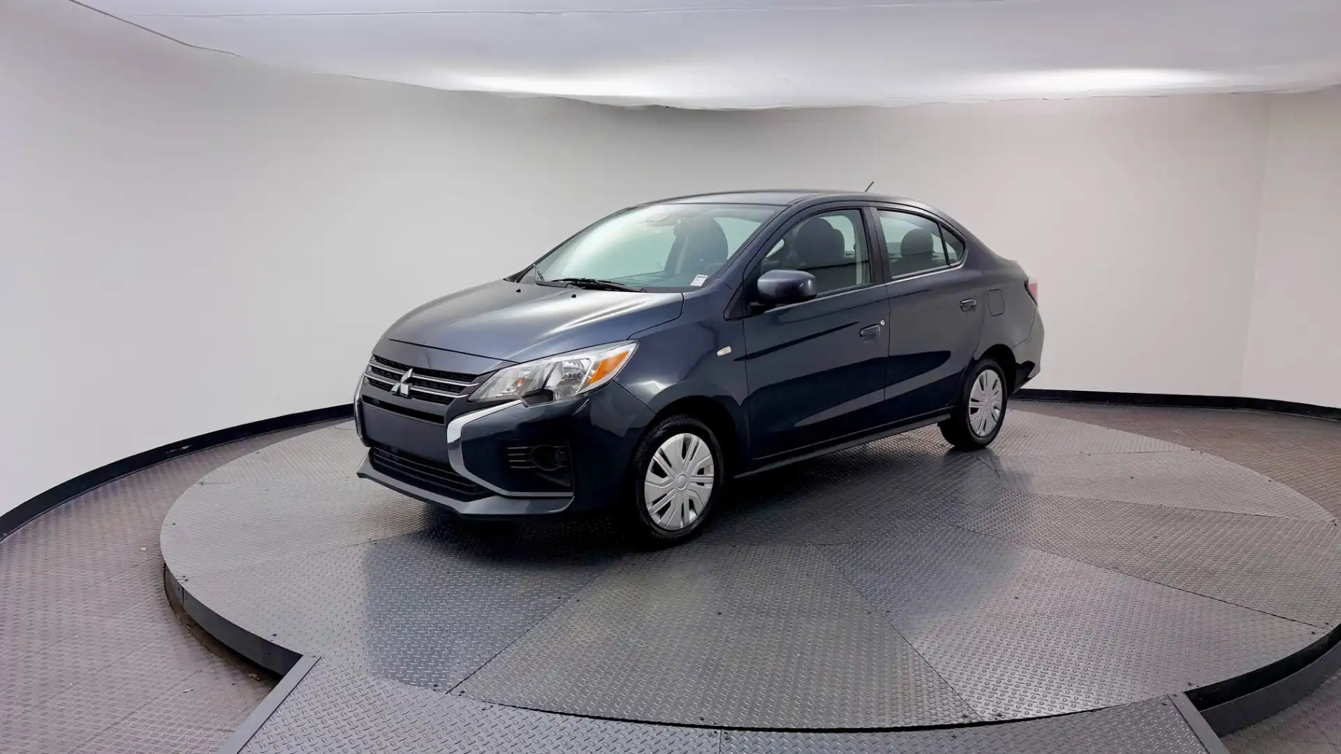 2024 Mitsubishi Mirage ES CVT's photo