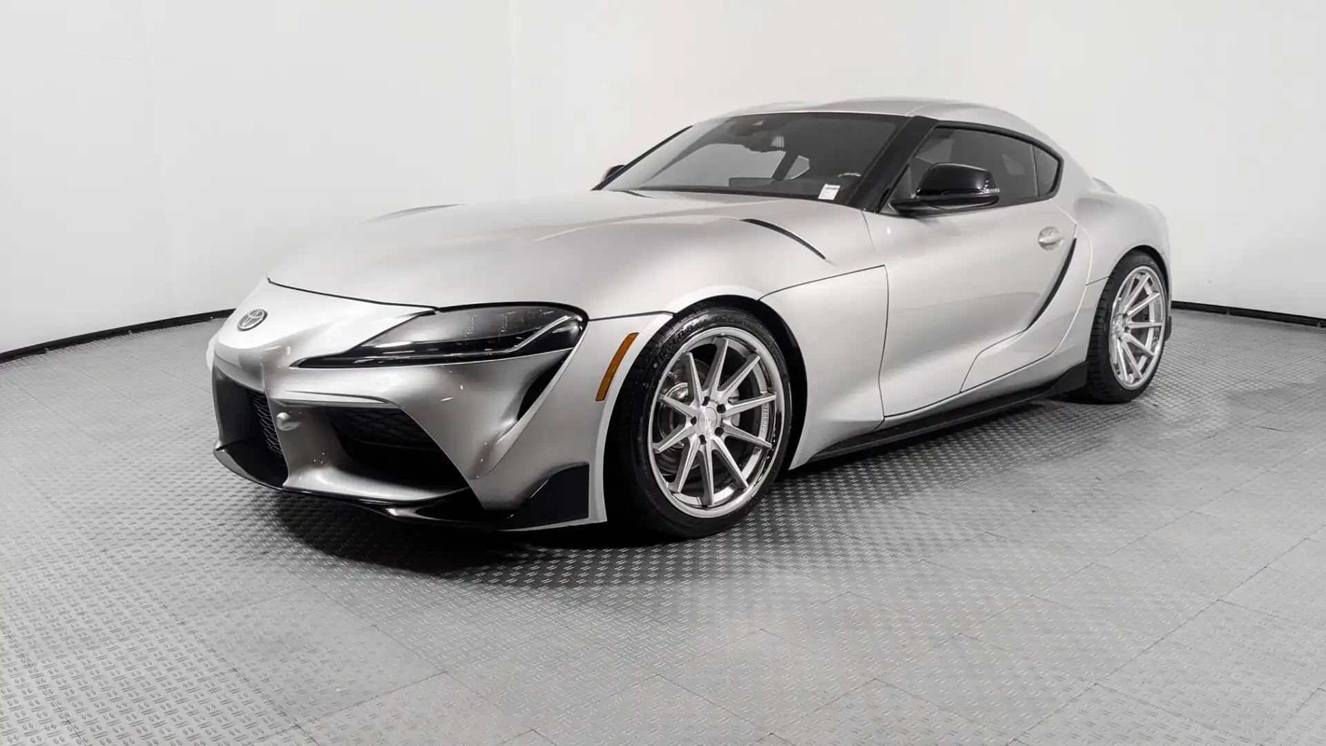 2021 Toyota Supra 2.0's photo
