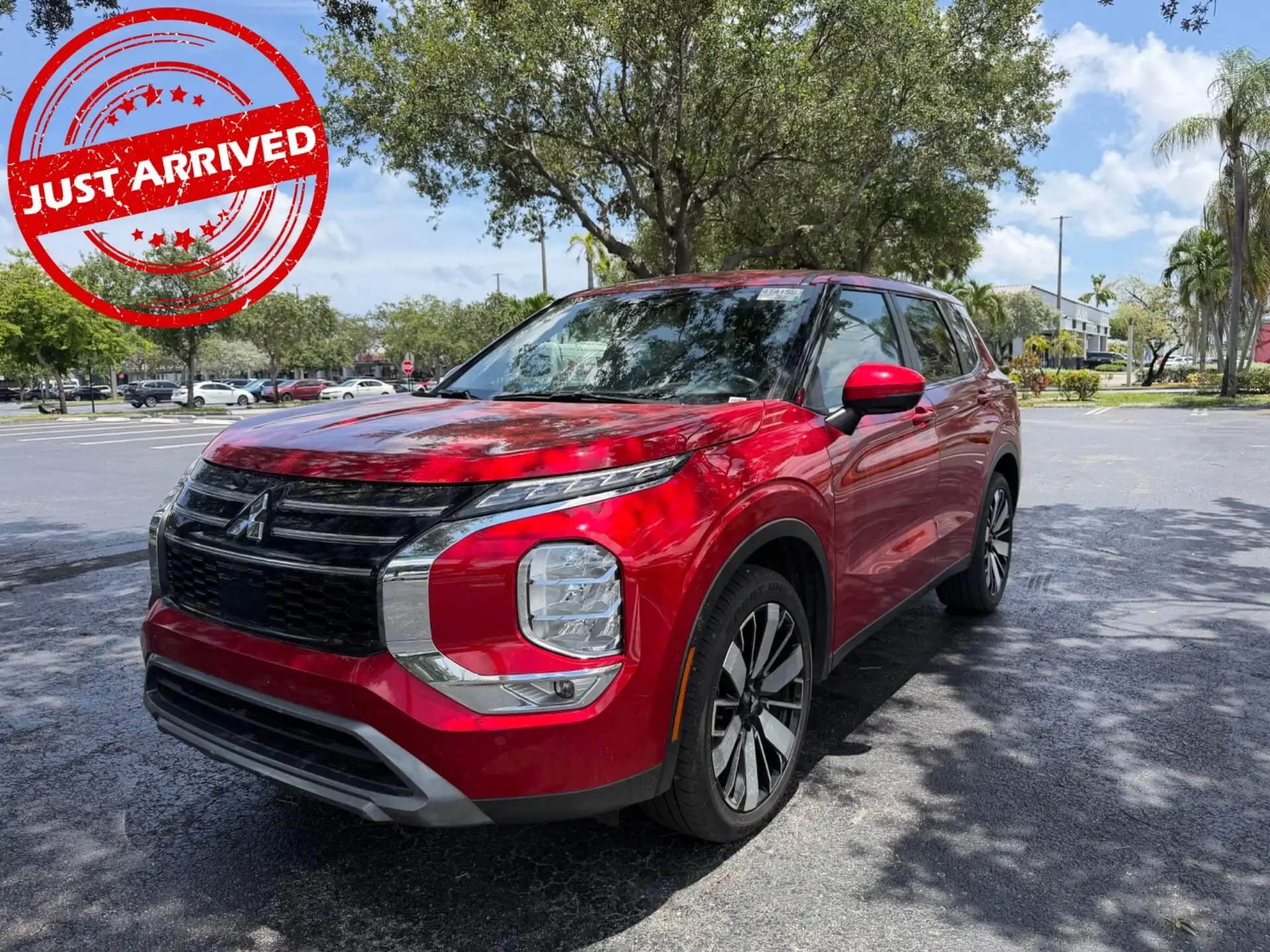 2025 Mitsubishi Outlander SE 2WD's photo