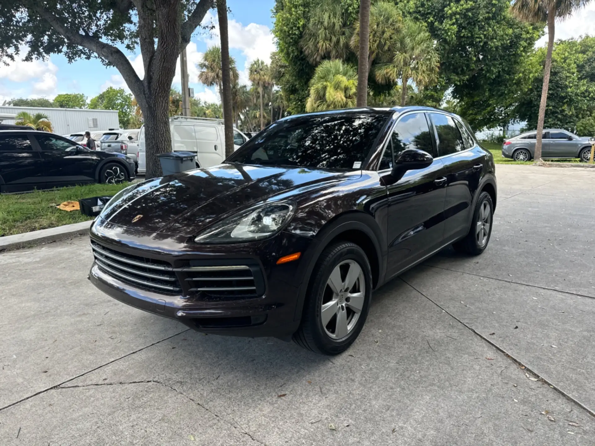 2019 Porsche Cayenne Base's photo