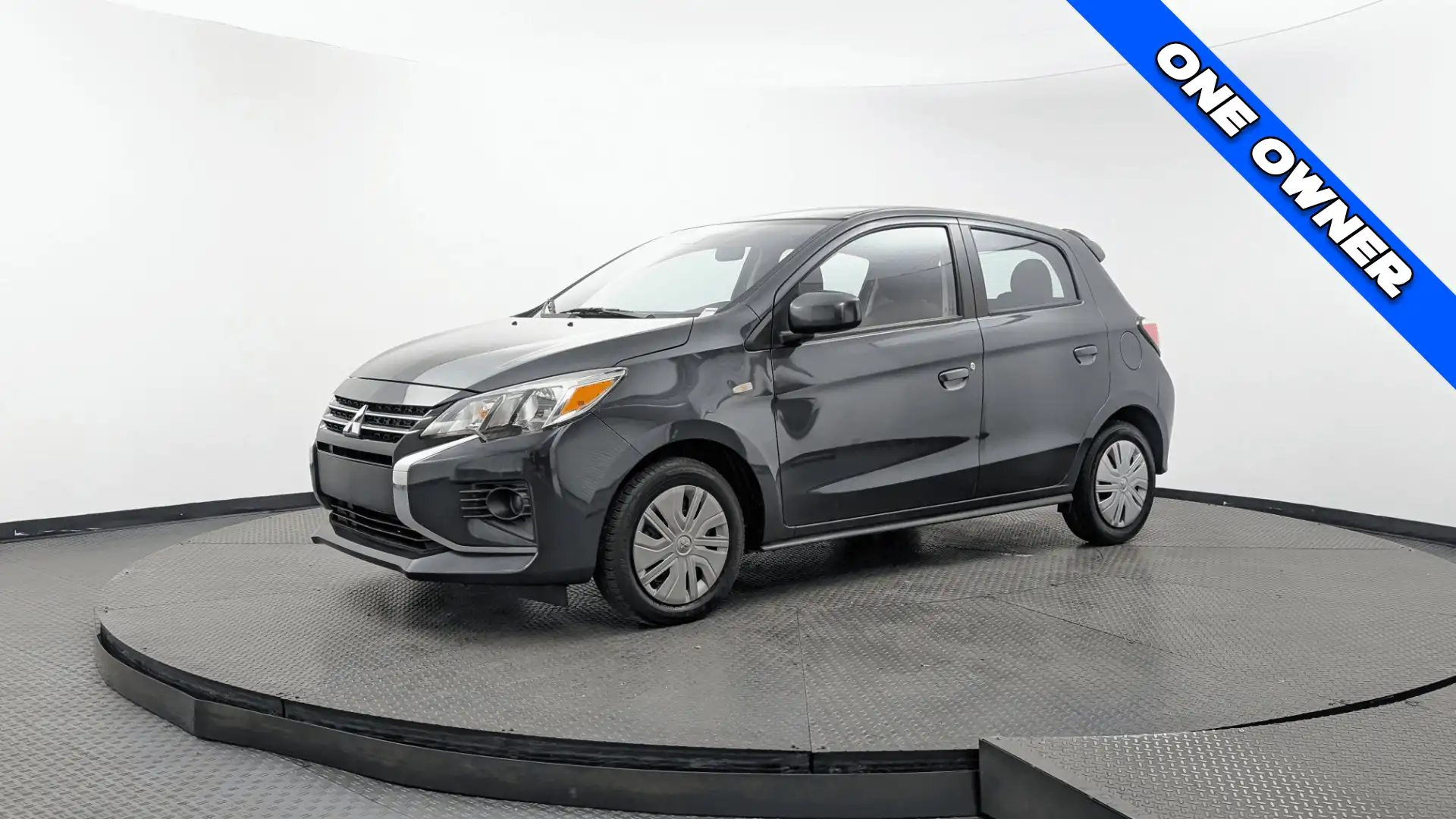 2024 Mitsubishi Mirage ES CVT's photo
