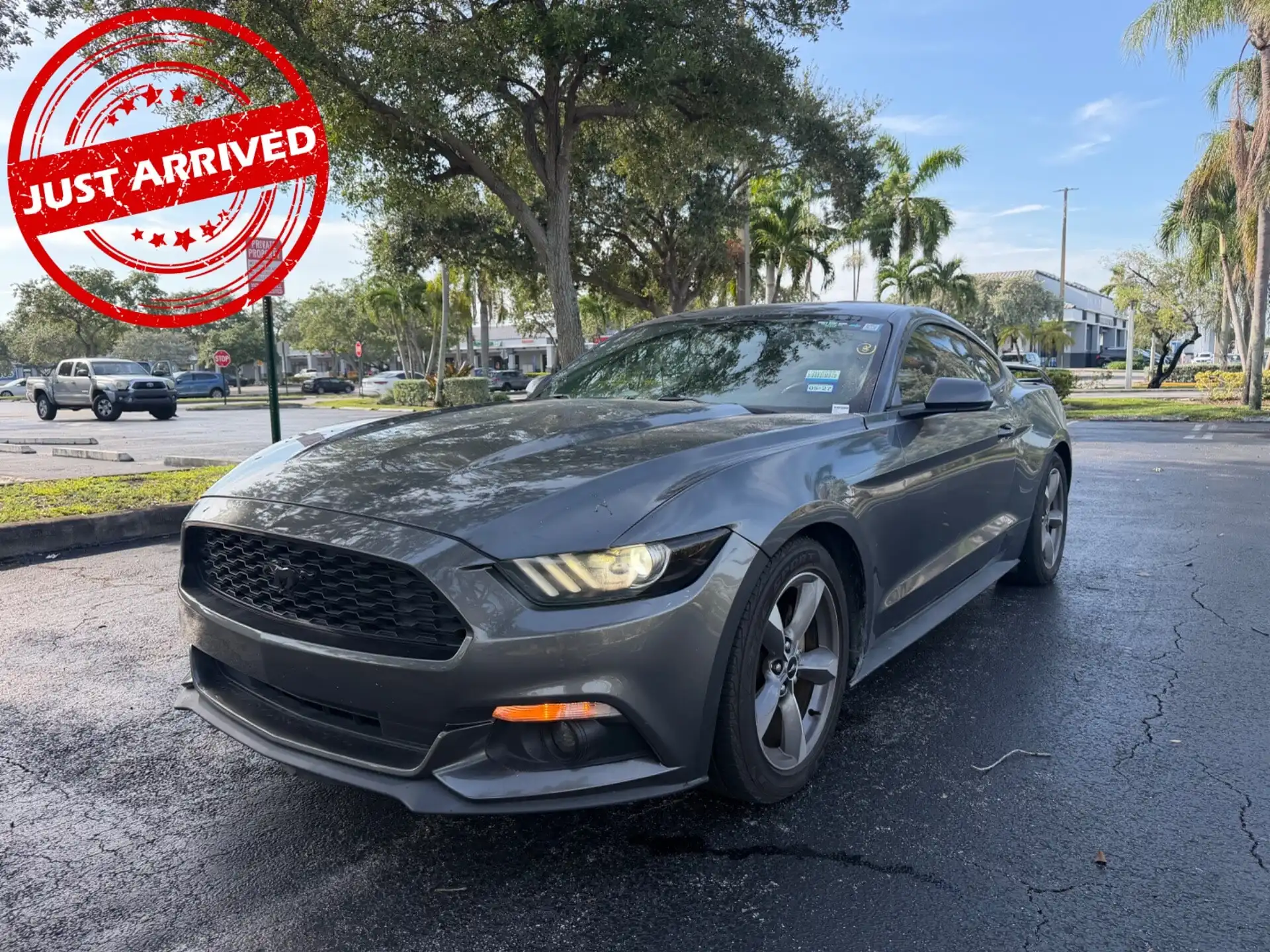 2016 Ford Mustang V6 Coupe's photo