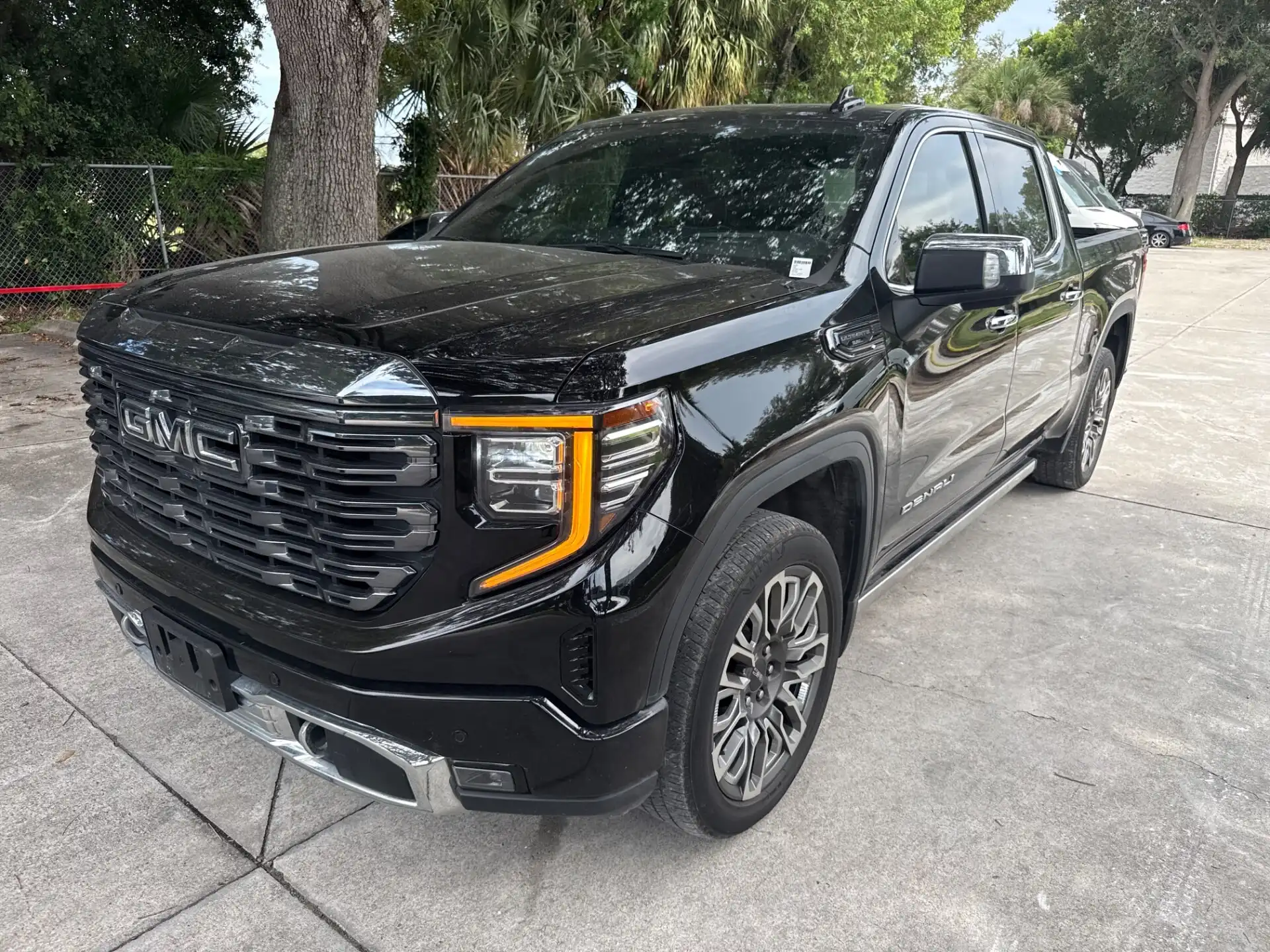 2024 GMC Sierra 4WD Crew Cab Short Box Denali Ultimate's photo