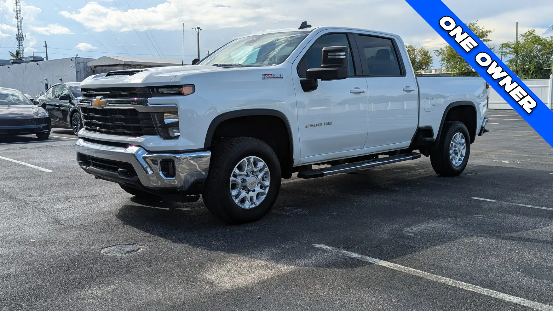 2024 Chevrolet Silverado HD LT 4WD Crew Cab Standard Box's photo