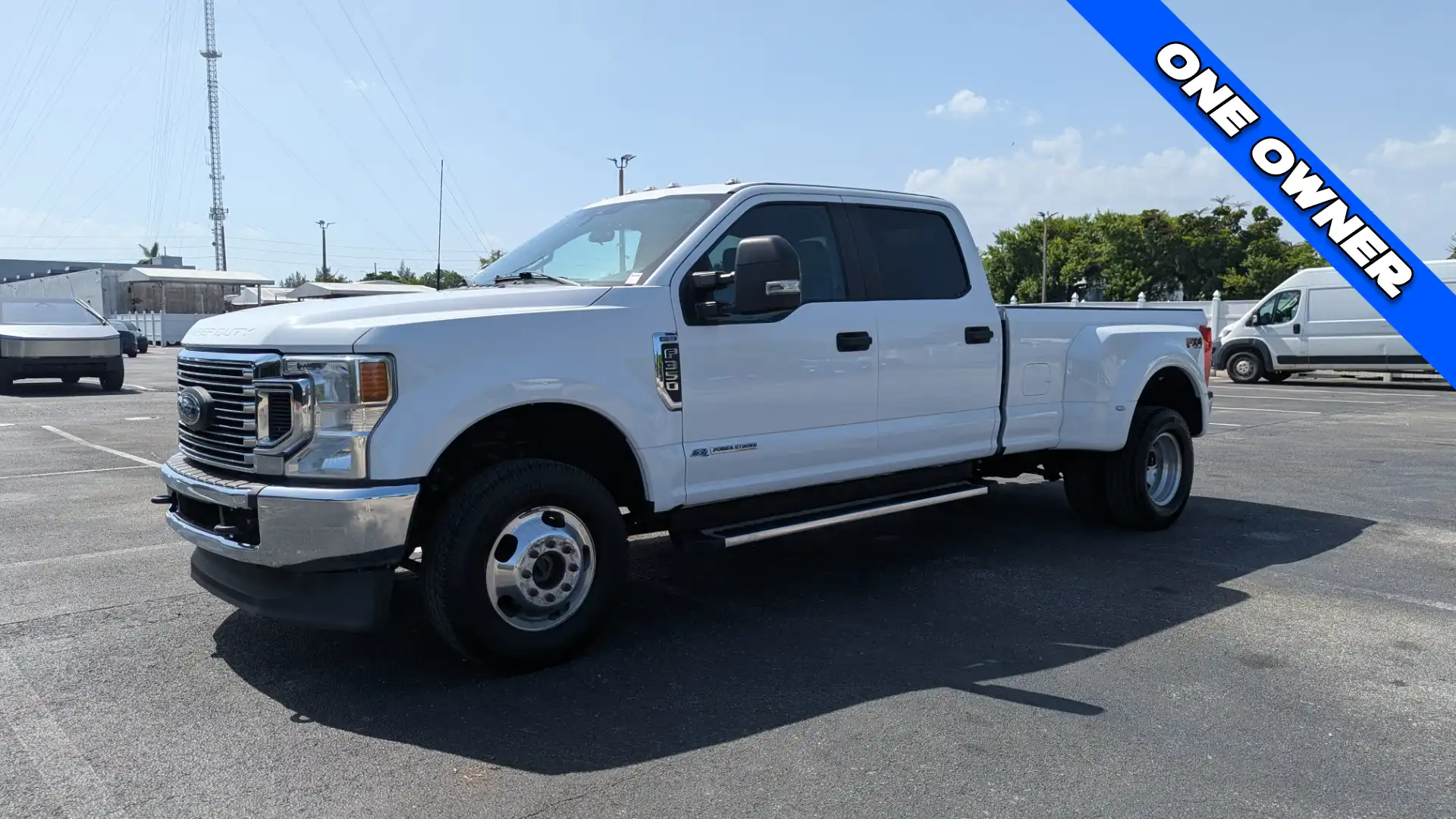 2022 Ford F-350 XL 4x4 Crew Cab 8' Box DRW's photo