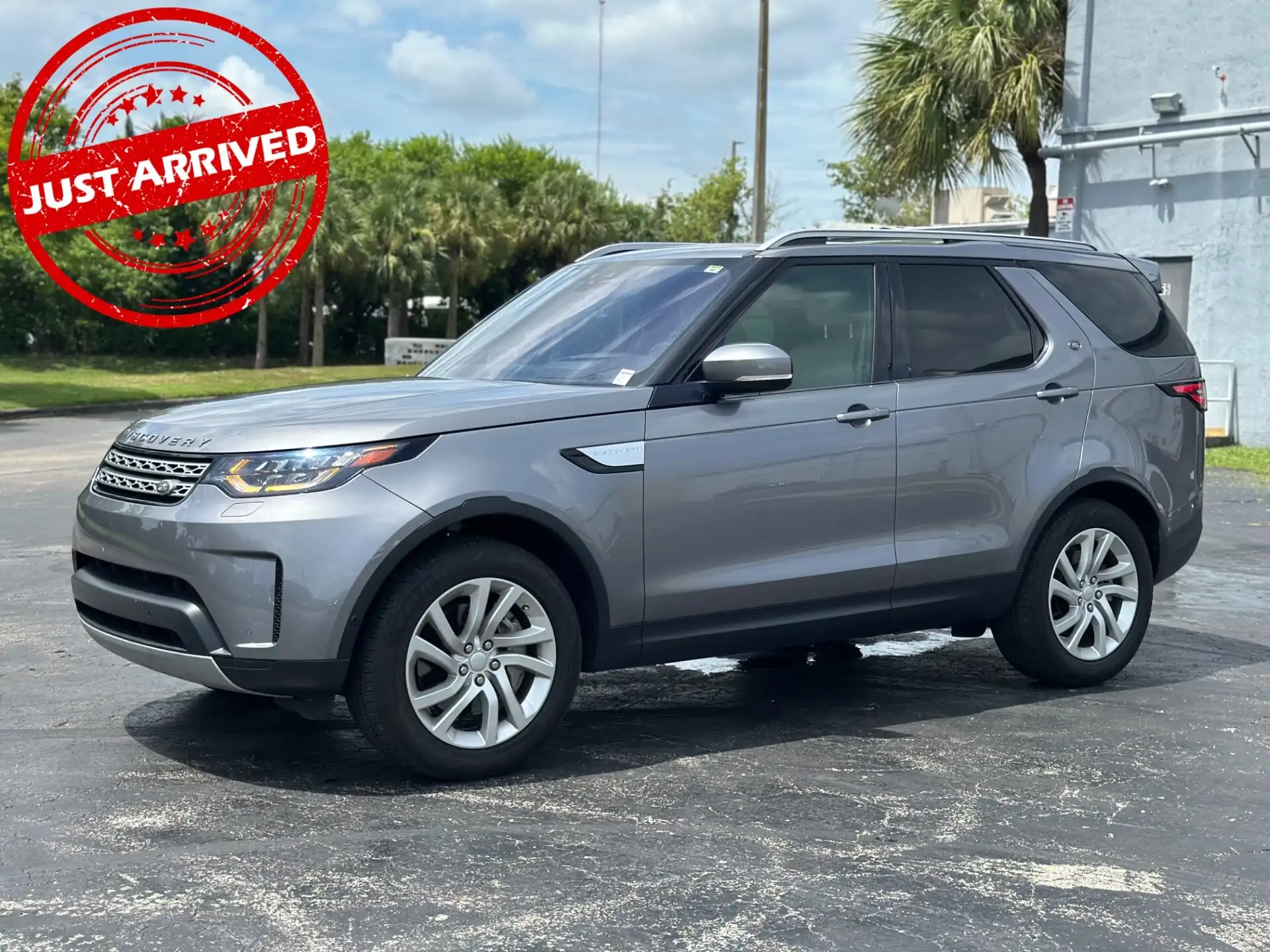 2020 Land Rover Discovery HSE SC V6's photo
