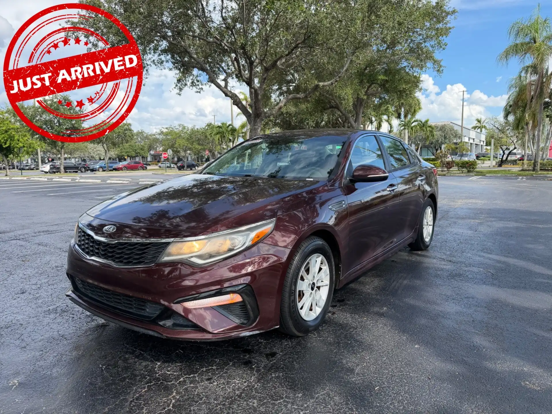 2019 Kia Optima LX AT's photo