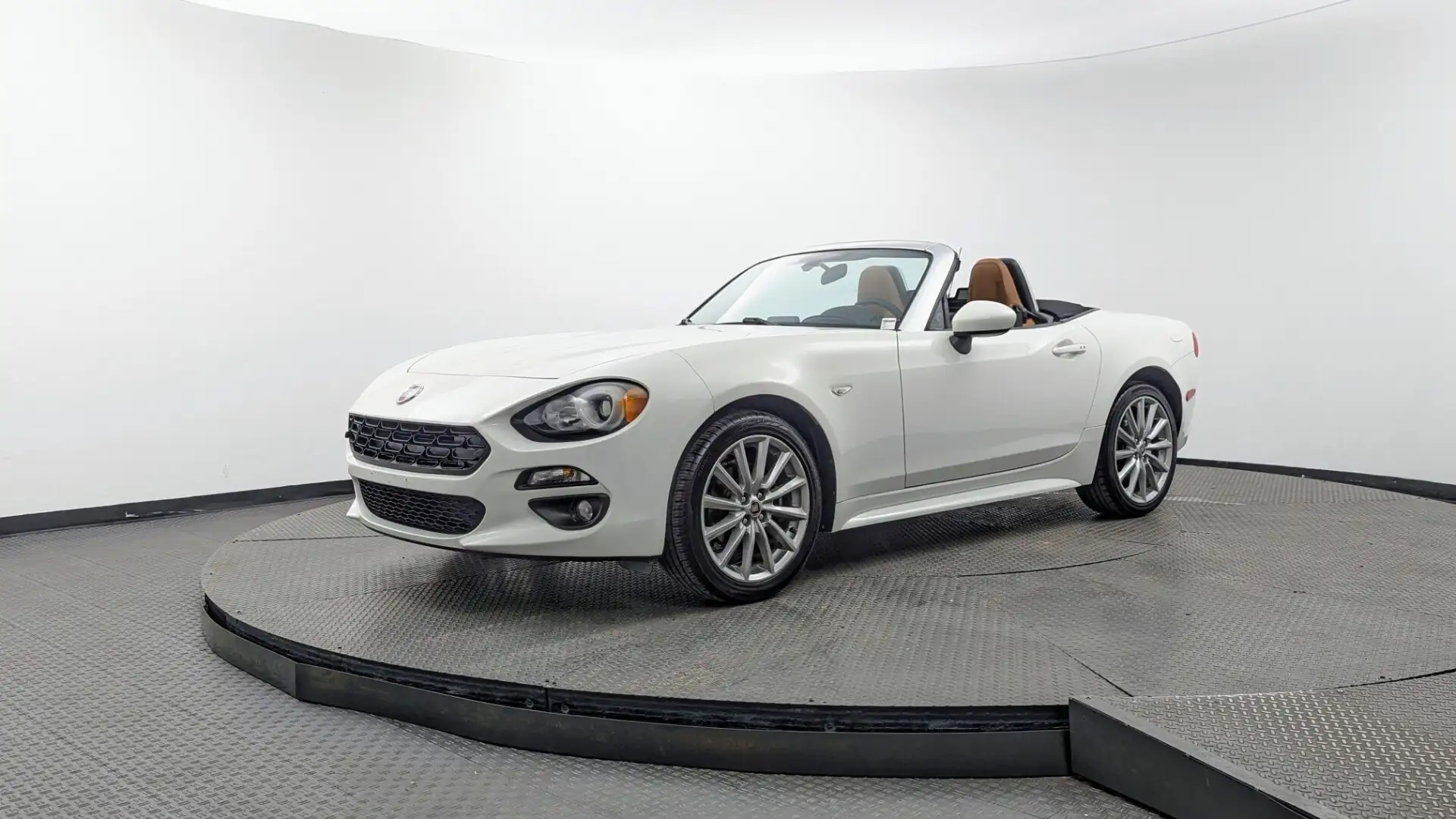 2020 FIAT 124 Spider 1.4 Lusso RWD's photo