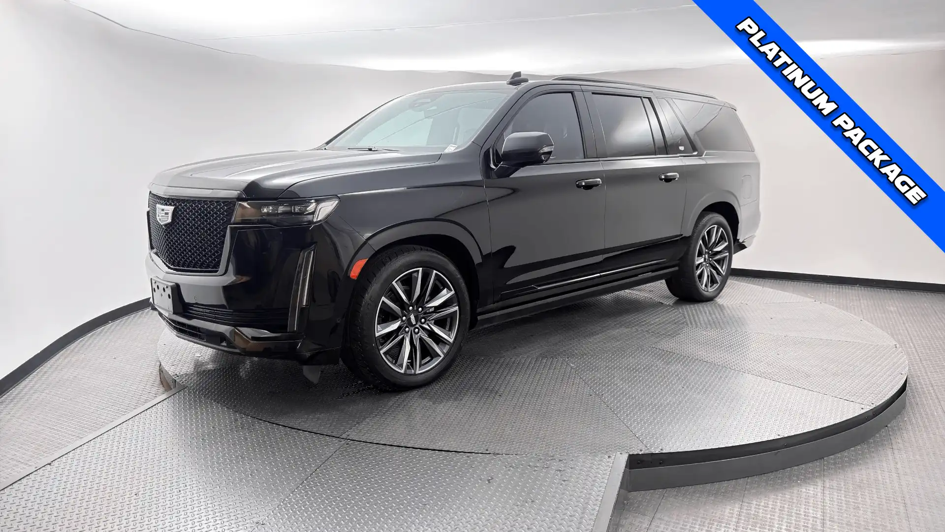 2021 Cadillac Escalade ESV Sport Platinum's photo