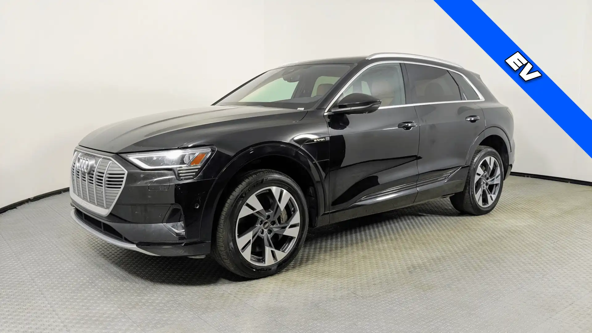 2022 Audi e-tron 95 kWh Premium Plus quattro's photo