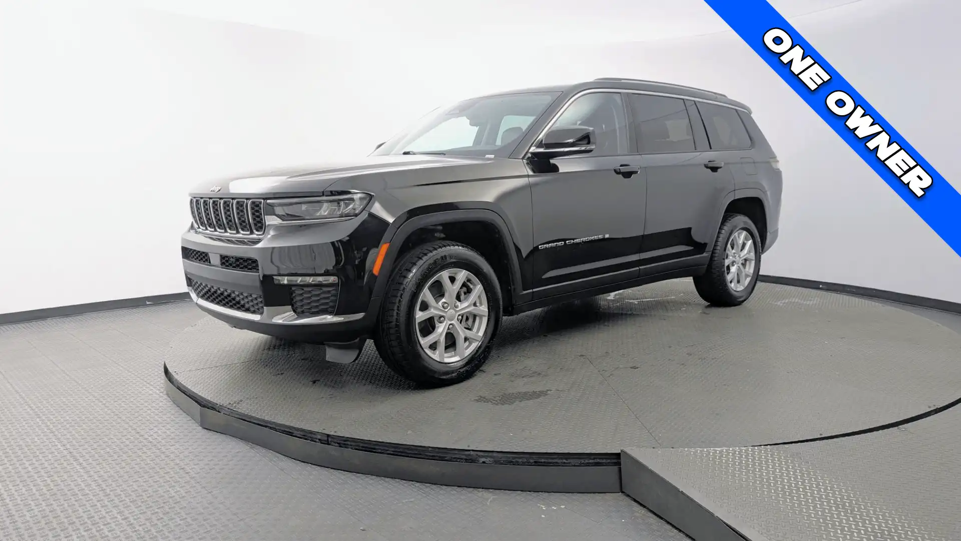 2023 Jeep Grand Cherokee L Limited's photo