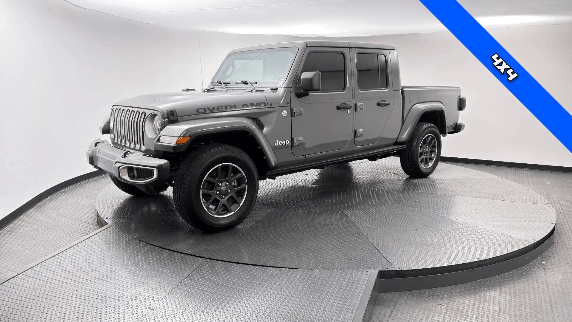 2022 Jeep Gladiator Overland's photo