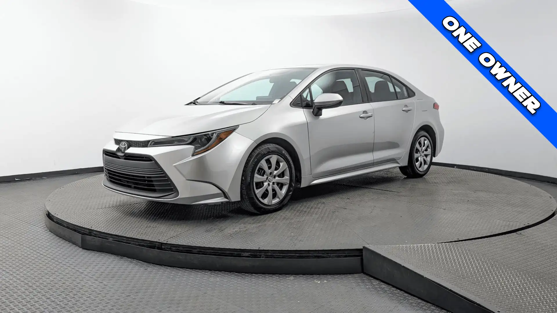 2024 Toyota Corolla LE CVT's photo