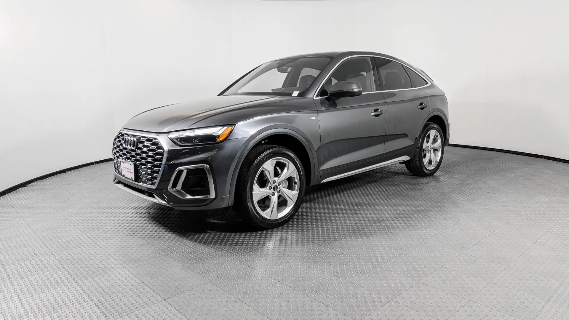 2023 Audi Q5 Sportback 45 Premium Plus's photo