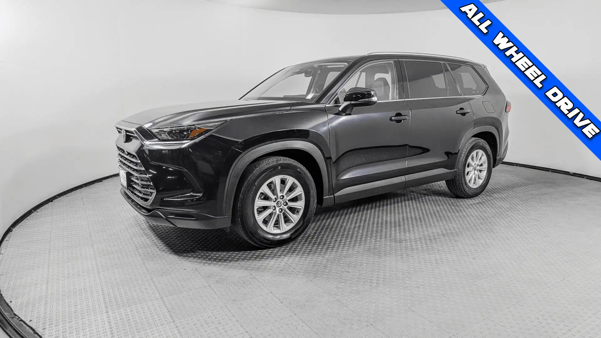 2025 Toyota Grand Highlander XLE AWD's photo