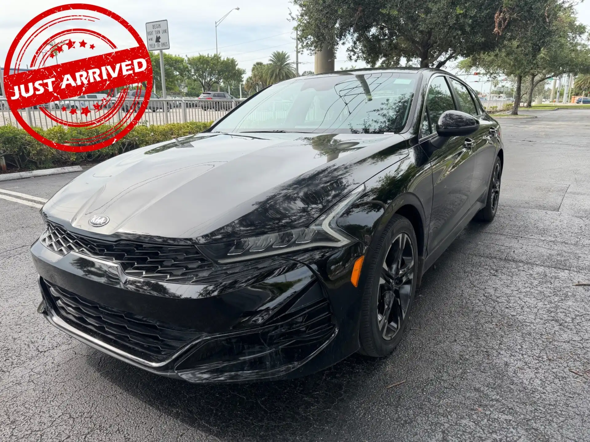 2021 Kia Optima GT-Line FWD's photo