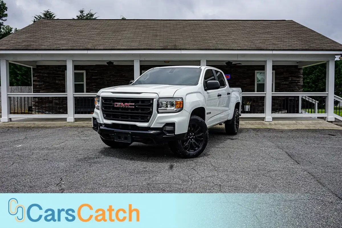 2021 GMC Canyon 2WD Elevation Standard Crew Cab Short Bo's photo