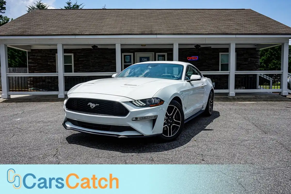 2019 Ford Mustang EcoBoost Coupe Premium's photo