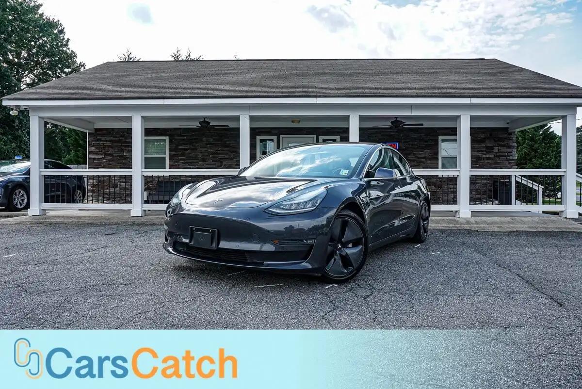 2019 Tesla Model 3 RWD Mid Range's photo