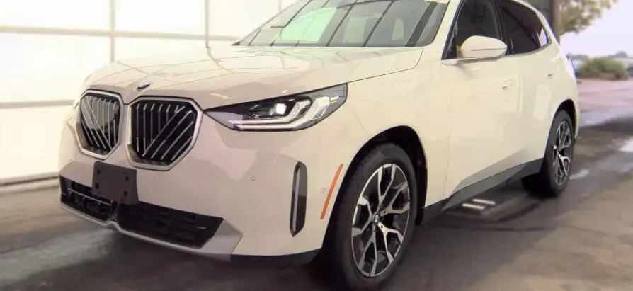 2025 BMW X3 30 XDRIVE's photo