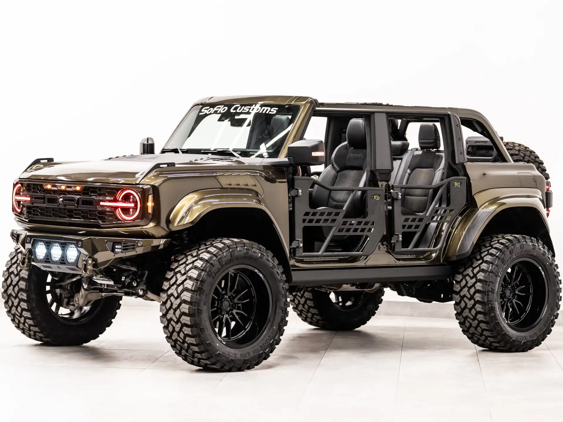 2024 Ford Bronco Raptor 4x4's photo