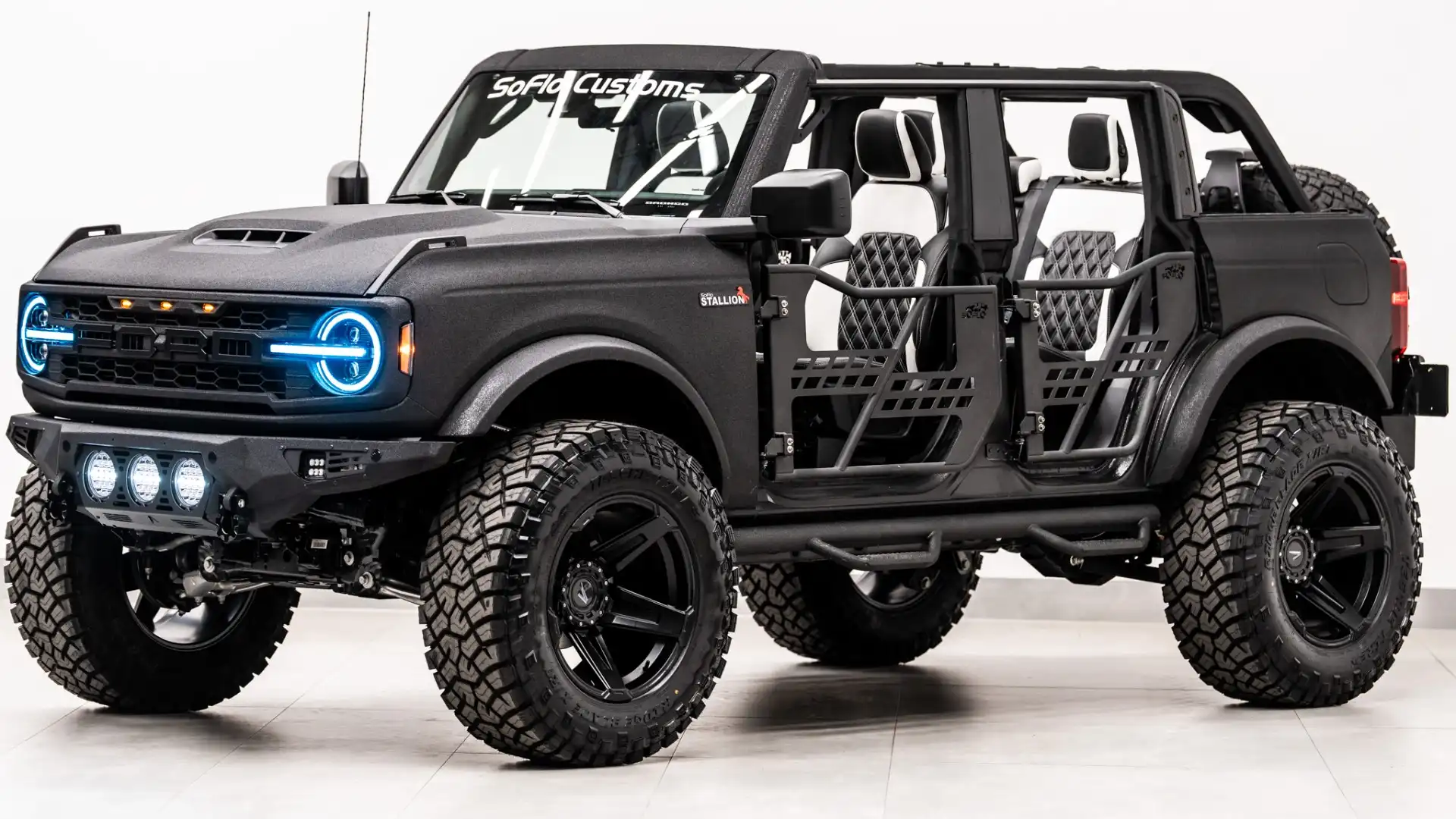 2026 Ford Bronco Base 4x4's photo