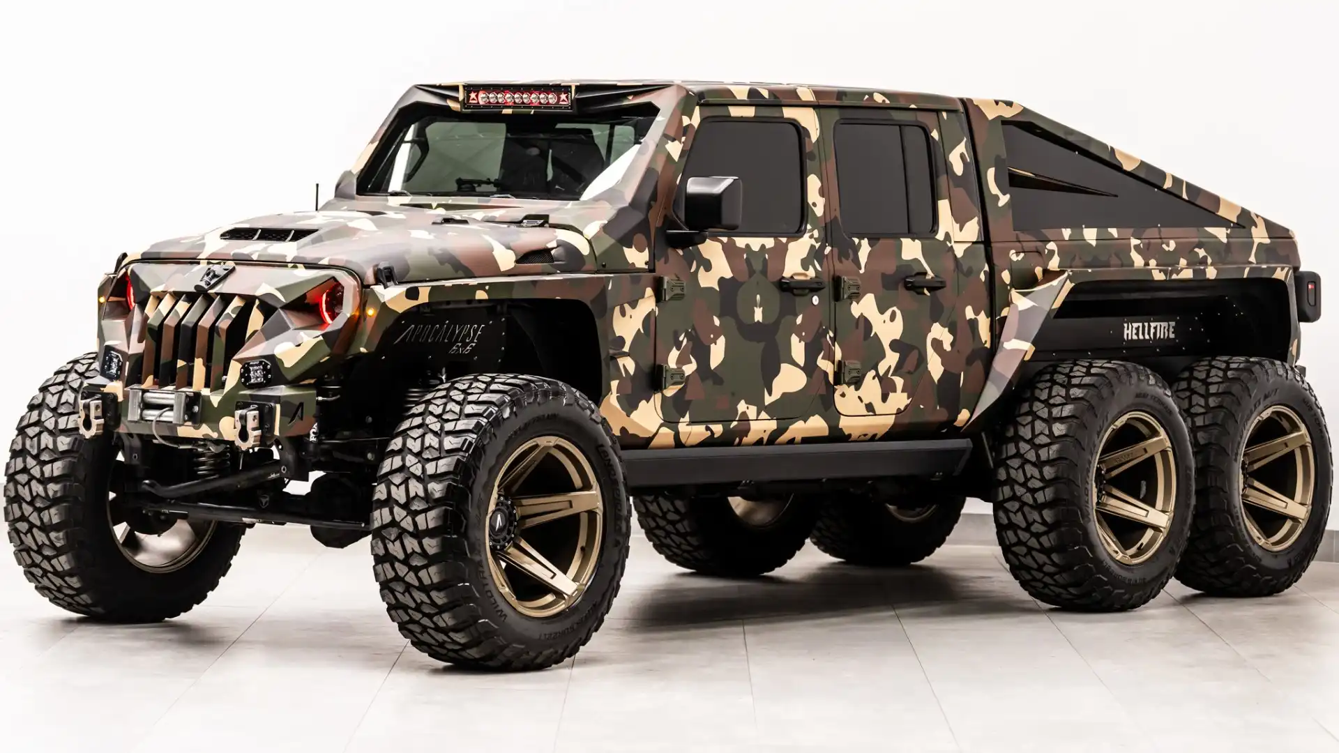 2023 Jeep Gladiator Sport S's photo