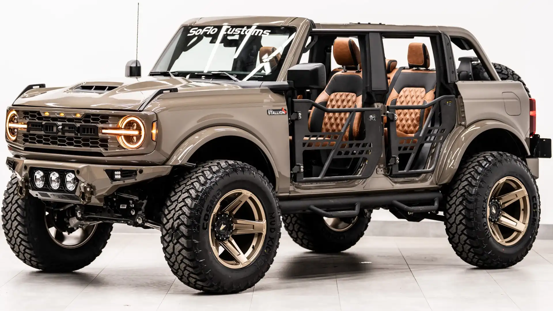 2026 Ford Bronco Base 4x4's photo