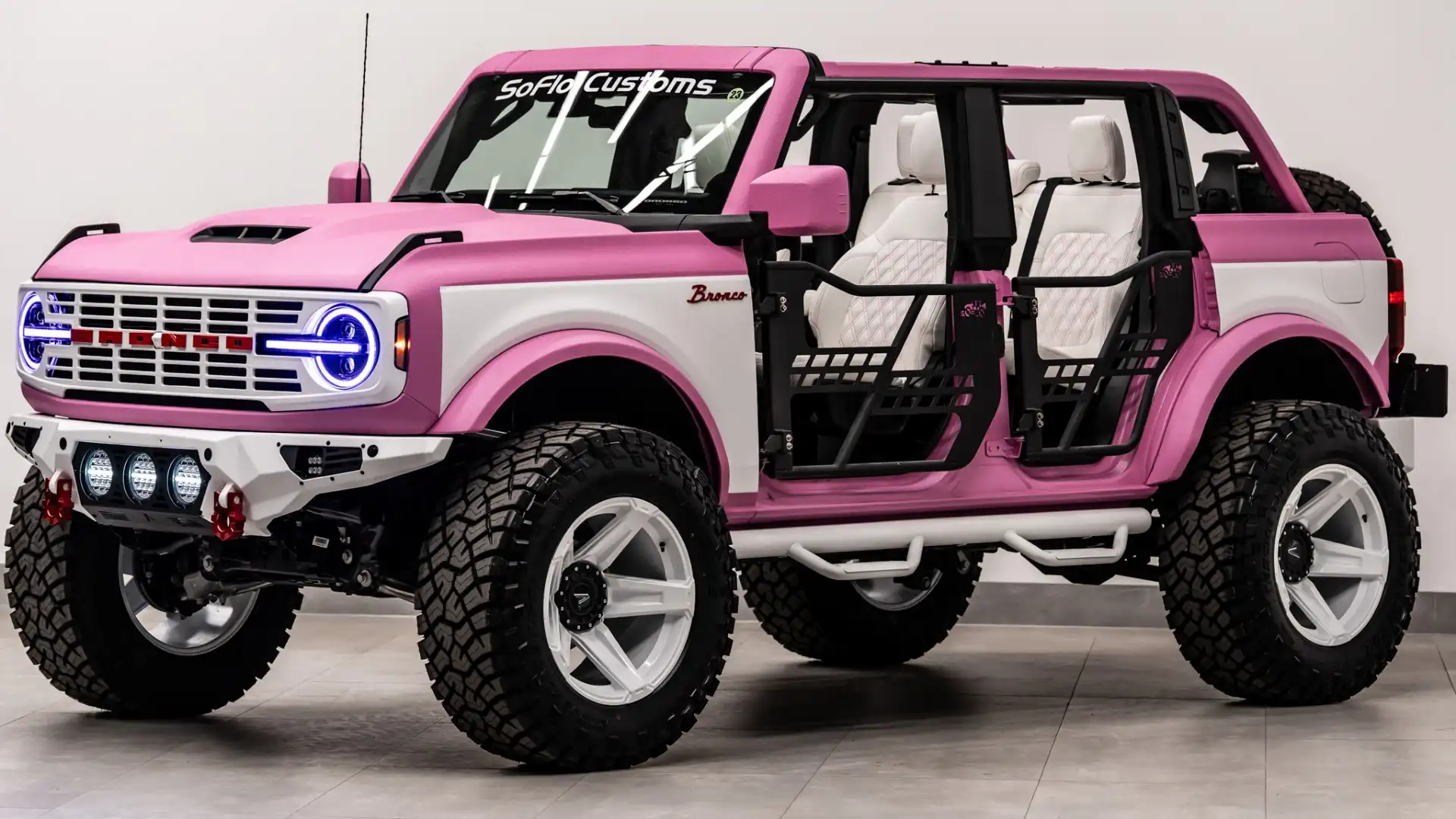 2026 Ford Bronco Base 4x4's photo