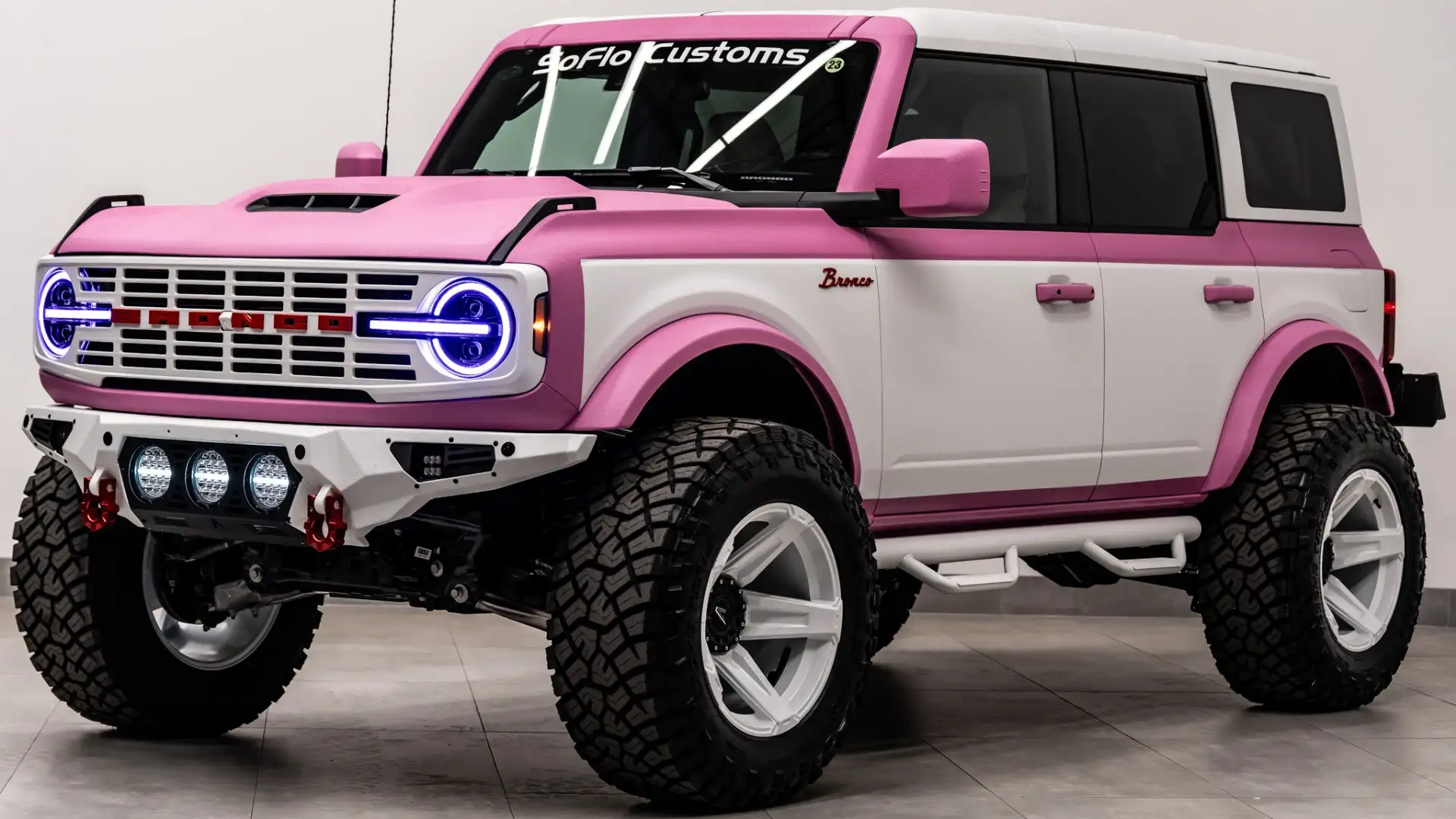 2026 Ford Bronco Base 4WD's photo