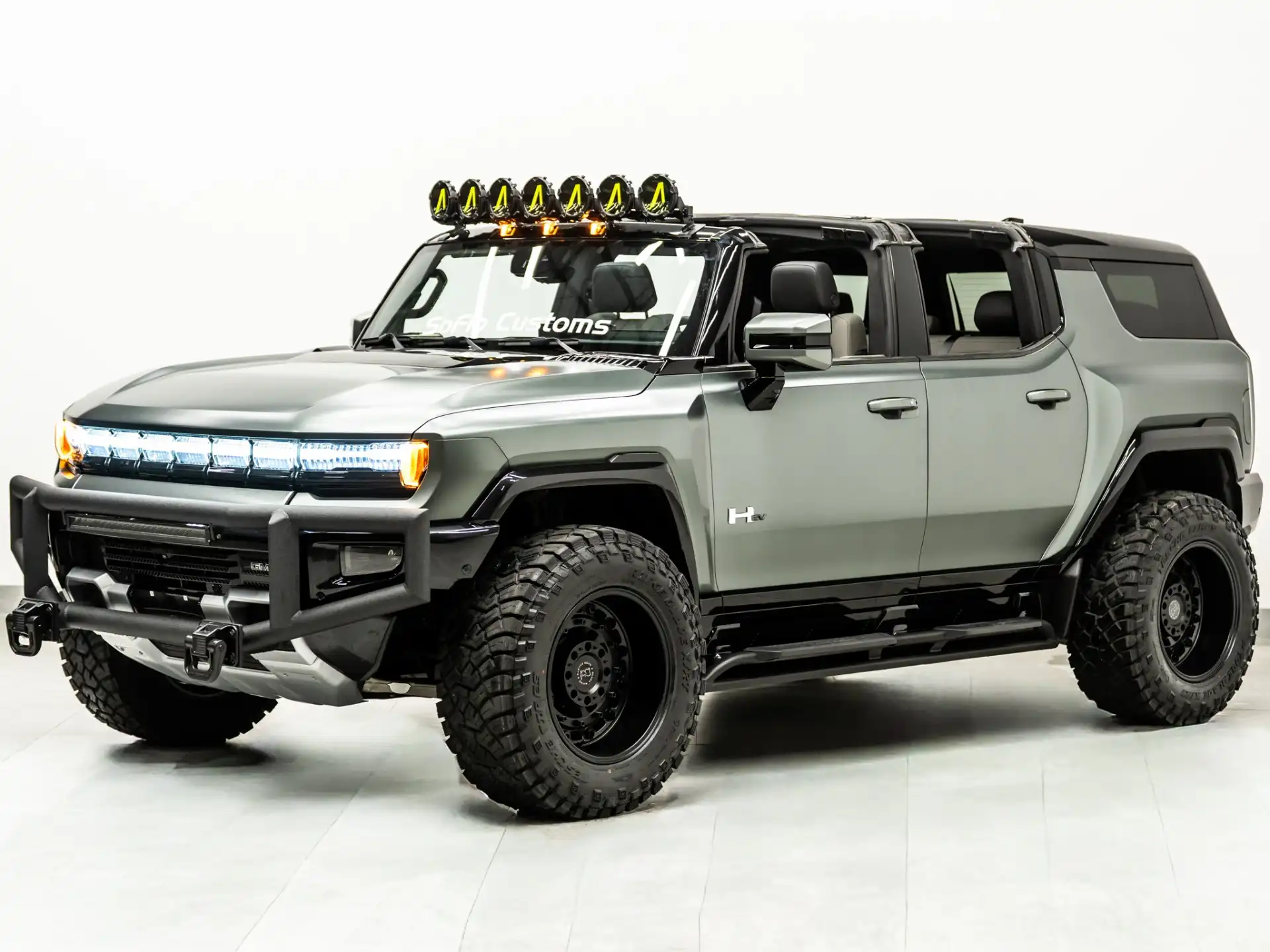 2024 GMC Hummer EV 3X SUV's photo