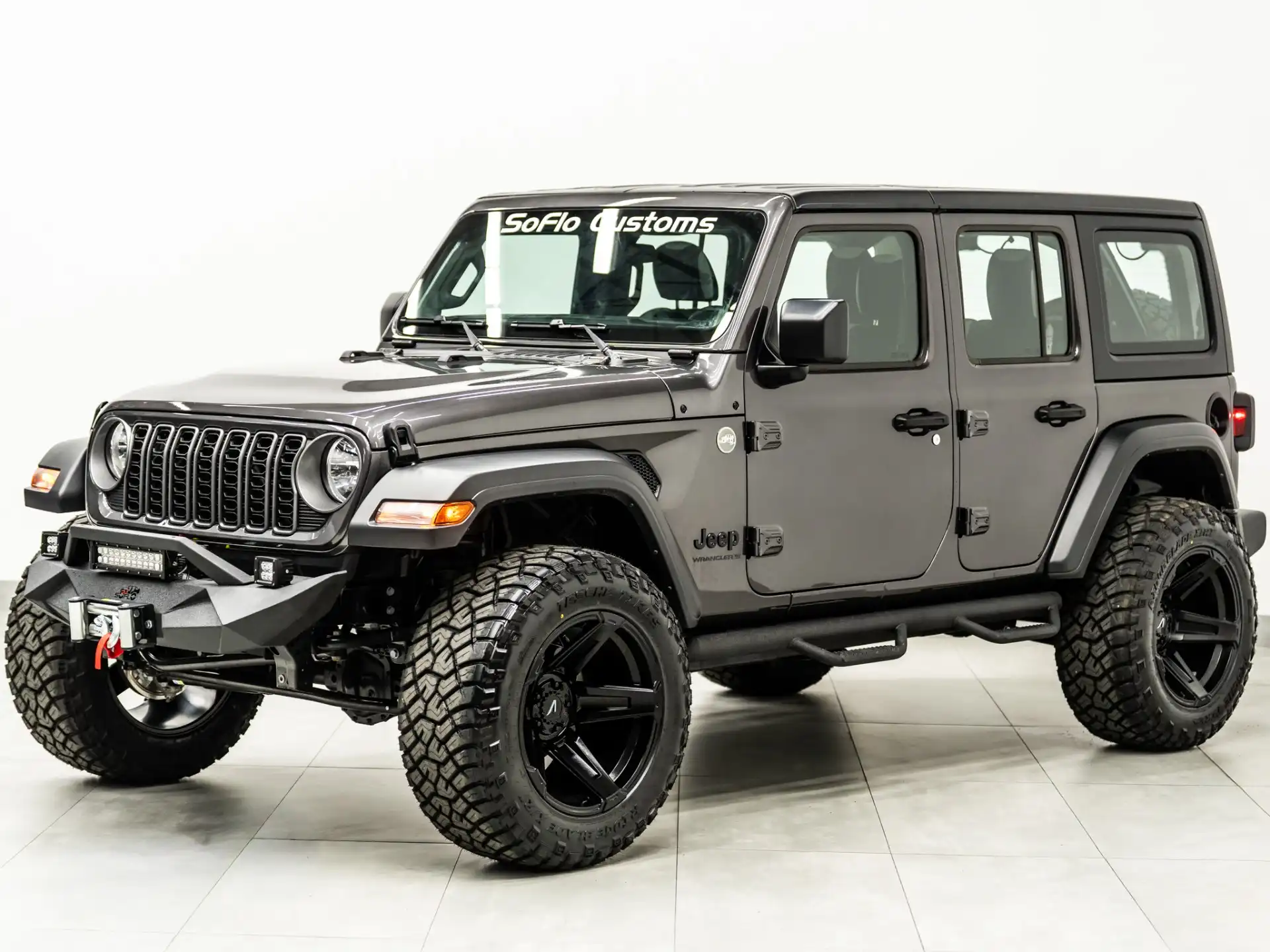 2026 Jeep Wrangler Sport's photo
