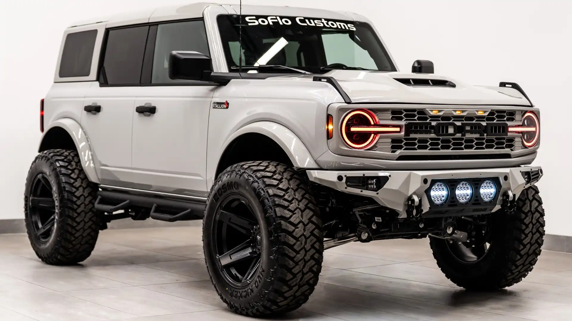 2026 Ford Bronco Base 4WD's photo
