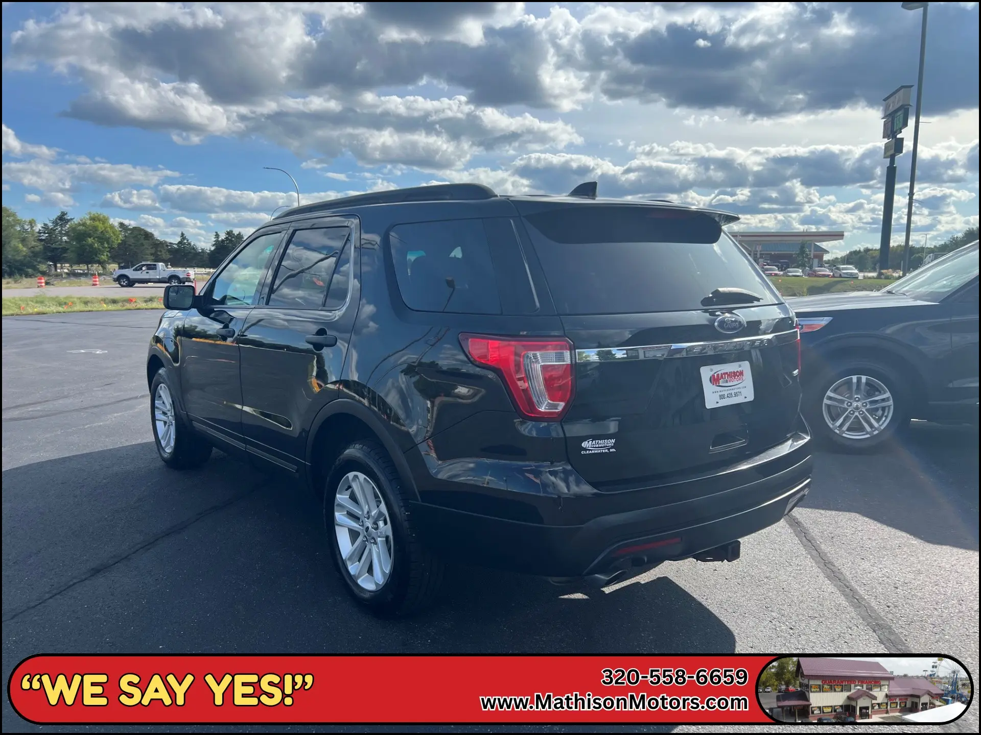 2016 Ford Explorer Base 4WD photo 4