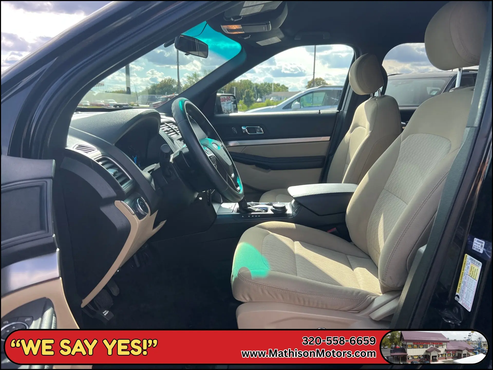 2016 Ford Explorer Base 4WD photo 5