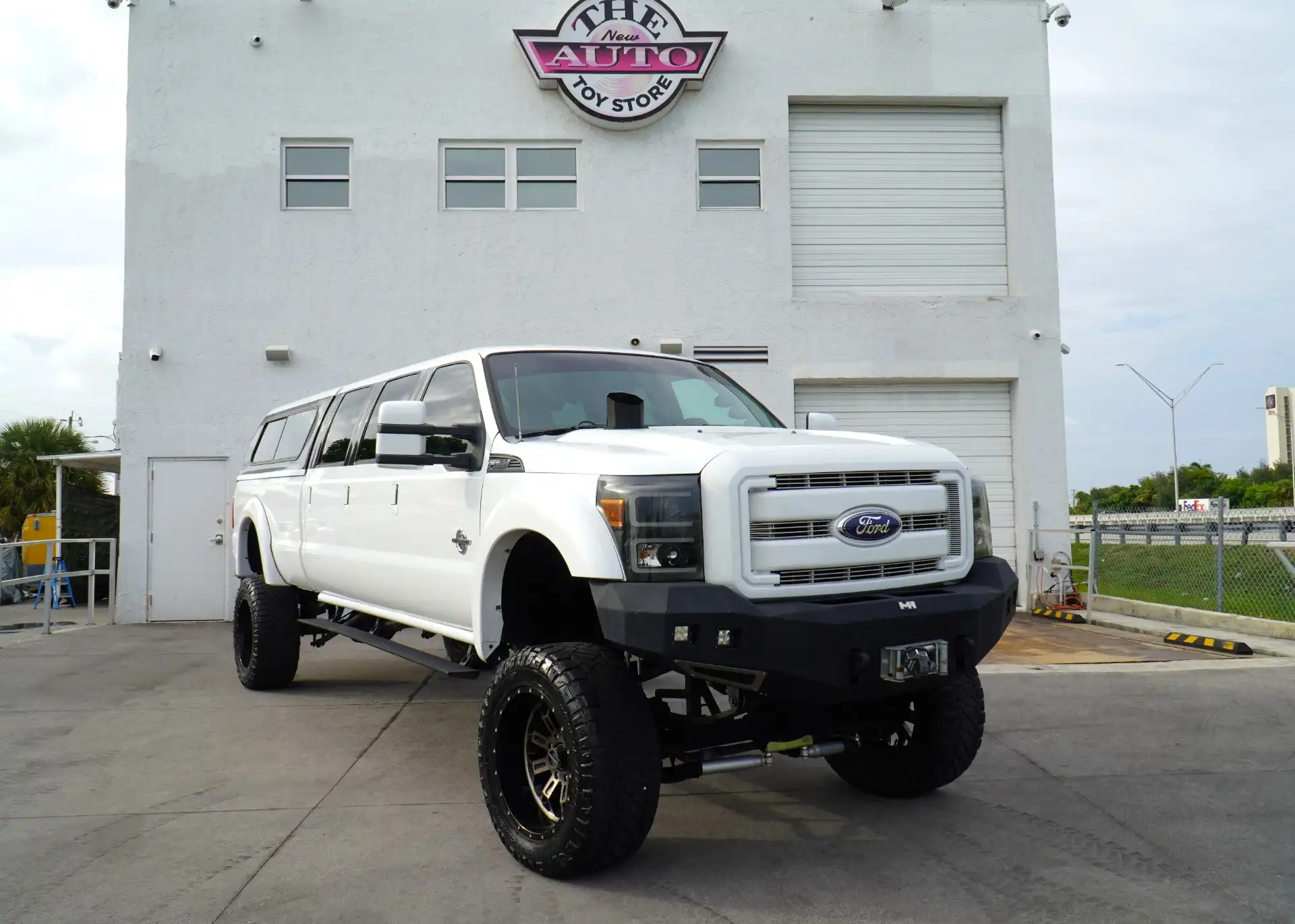 2003 Ford F-350 XL Crew Cab SWB's photo