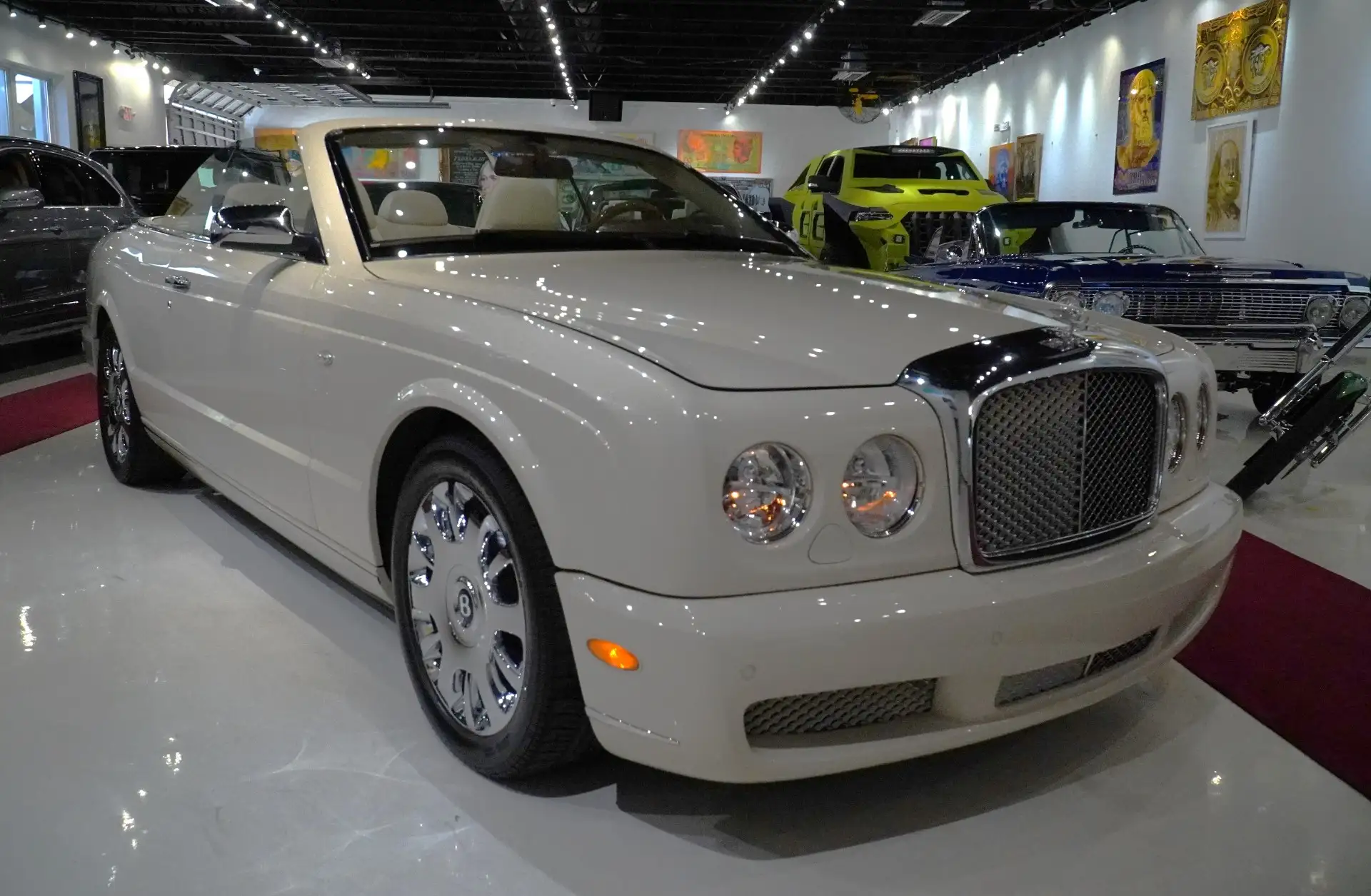 2008 Bentley Azure 6.75 4AT's photo