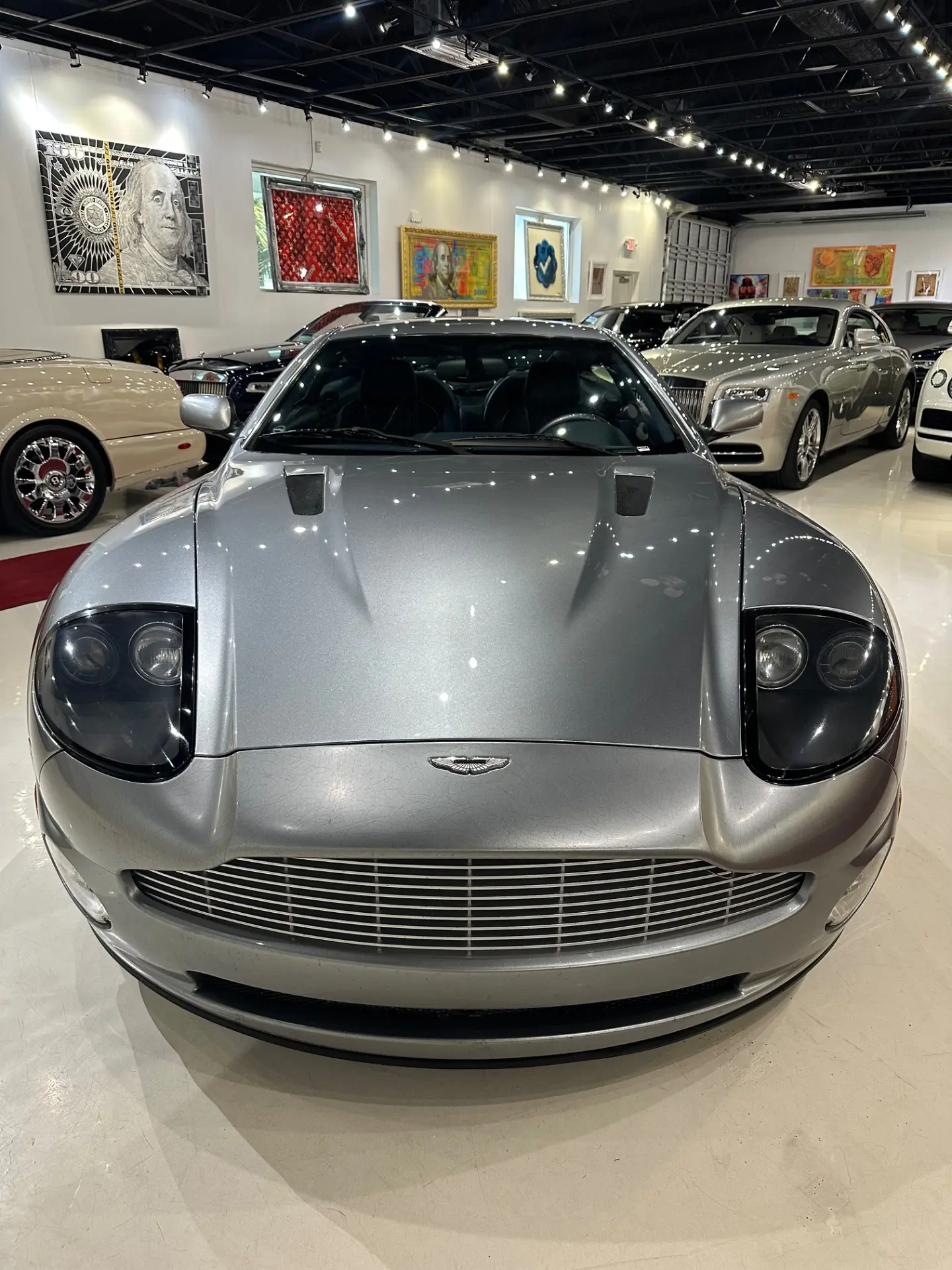 2004 Aston Martin Vanquish Base photo 5
