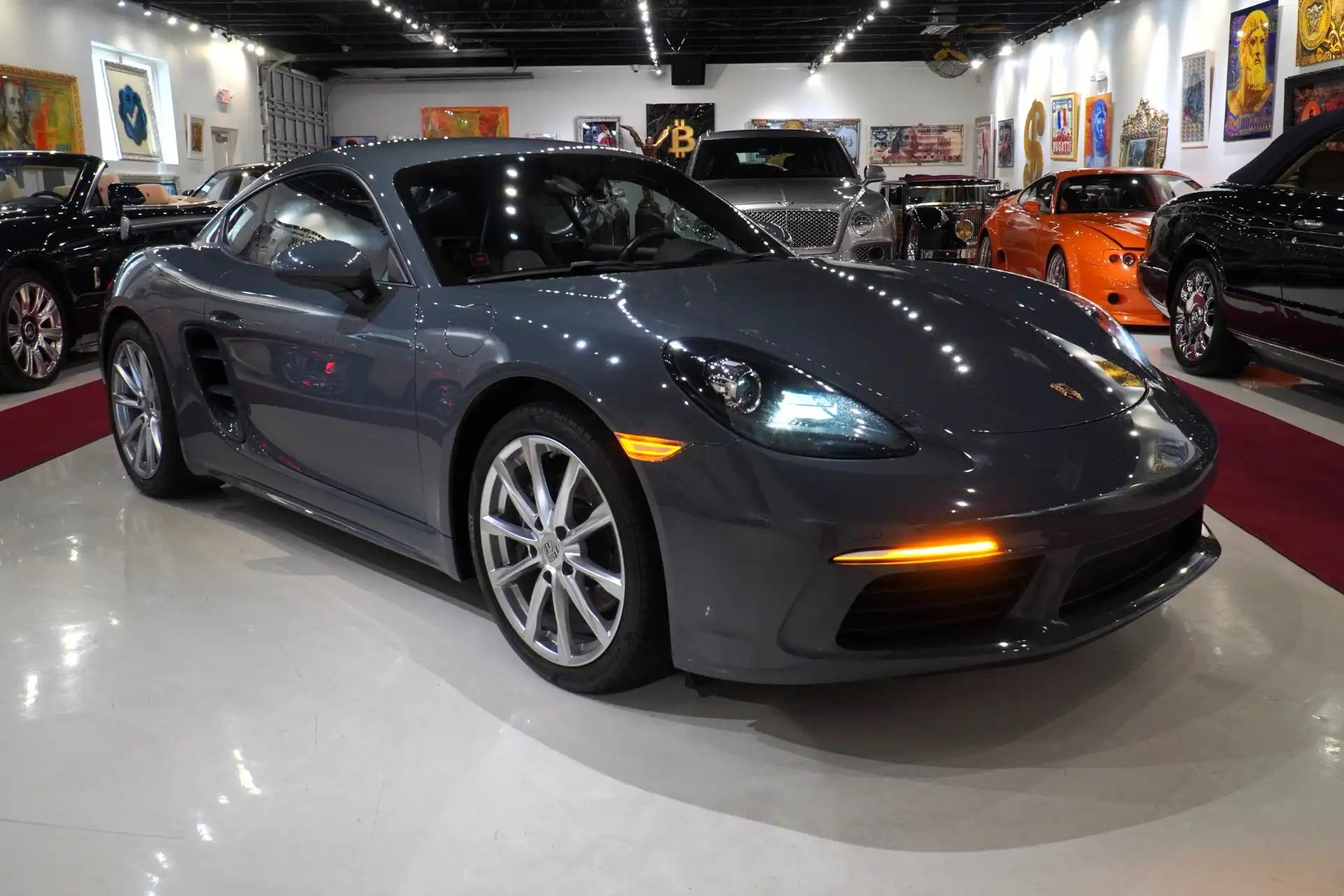2018 Porsche 718 Cayman's photo
