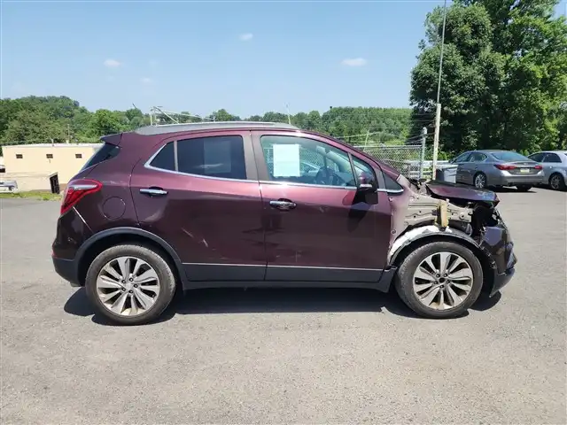 2018 Buick Encore Preferred's photo