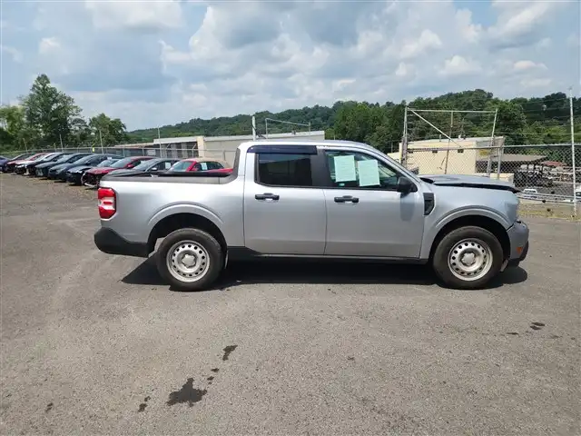 2022 Ford Maverick XL FWD's photo