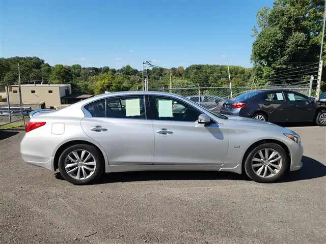 2016 INFINITI Q50 3.0t Premium AWD's photo