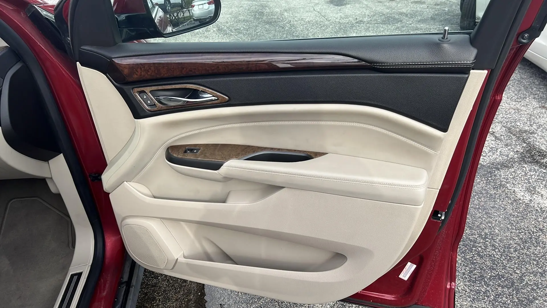 2012 Cadillac SRX FWD Performance Collection photo 4