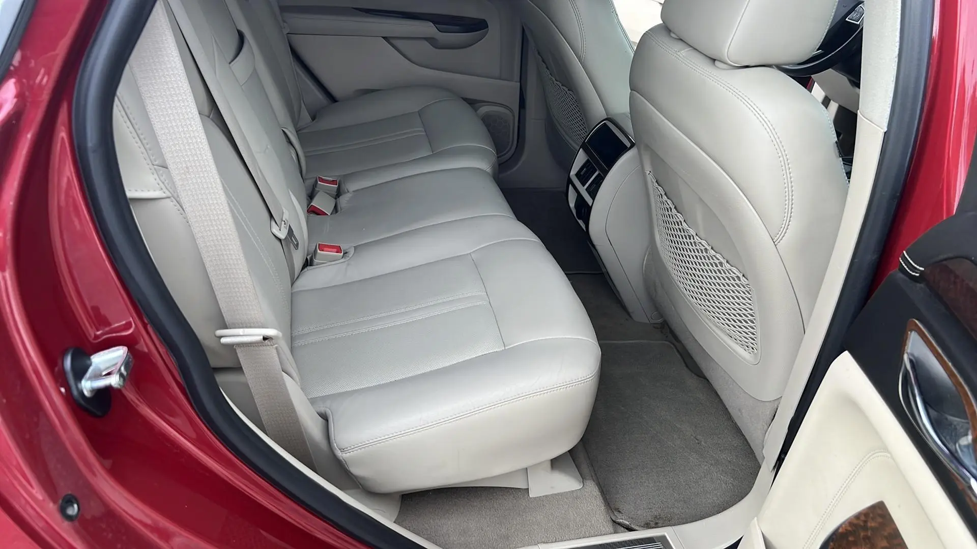 2012 Cadillac SRX FWD Performance Collection photo 5